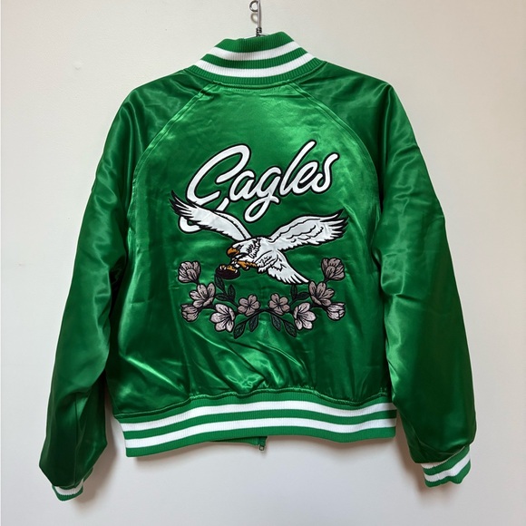 NWOT The Wild Collective x Anthropologie Philadelphia Eagles Bomber Size Small - Picture 13 of 16